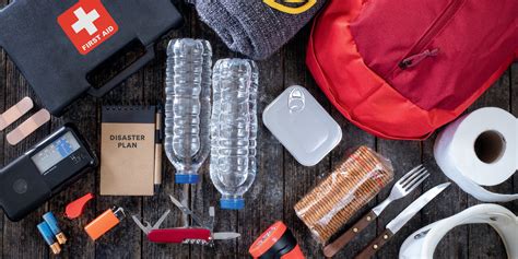 What to Pack in an Emergency Kit for Any Disaster | Via