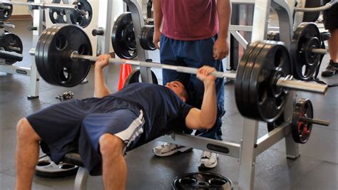 How Much Does a Bench Press Bar Weigh?