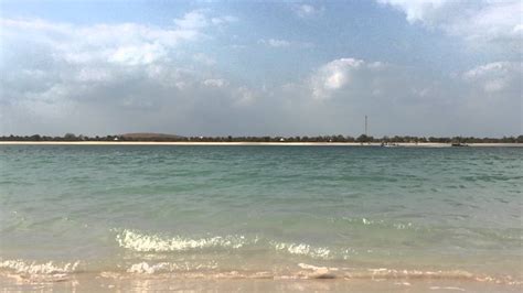 Jeddah Corniche Beach - Fajrikha Blog