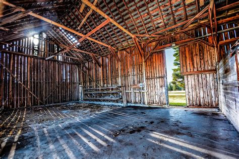 How Long Does it Take To Build a Barndominium?