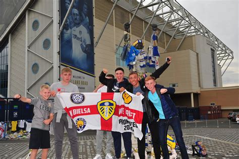 Leeds United fans celebrate Premier League promotion in style - in ...