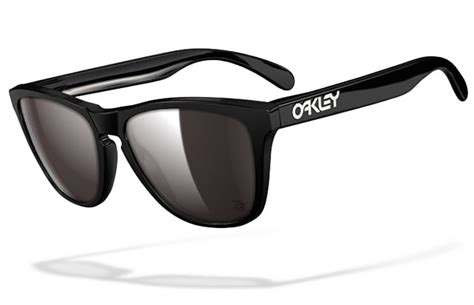 Oakley Custom Frogskins - The Awesomer