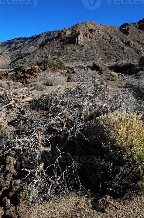 Arid mountain landscape 19913866 Stock Photo at Vecteezy