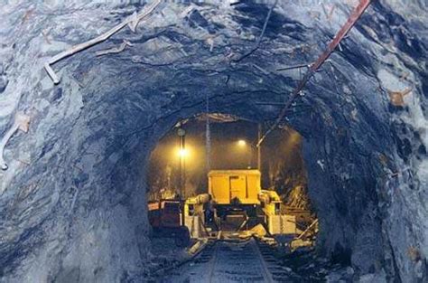 AngloGold Ashanti closes Obuasi mine in December