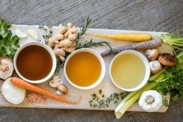 15 Best Chicken Broth Substitutes for Home Cooks