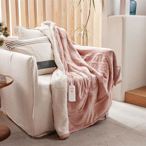 Amazon.com: GOTCOZY Heated Blanket Electric Throw 50''X60''- Soft Silky ...