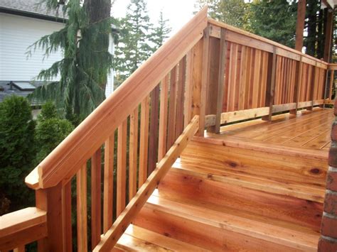 Cedar hand rail | Deck Masters, LLC