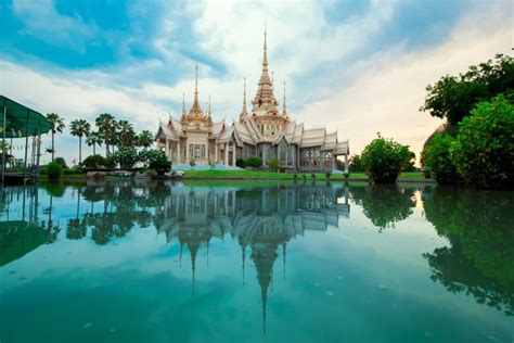 Beautiful Attractions of Asia