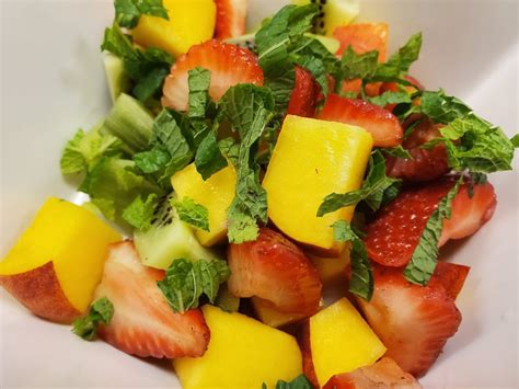 Tropical Fruit Salad with Mint - Healthy School Recipes