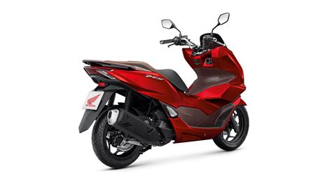 Honda Unveils its All New PCX 160 Ultimate Pride Edition! | Webike Philippines News