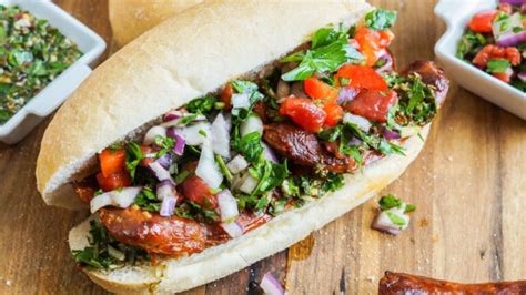 Lanche de linguiça toscana - Tudo de Receitas