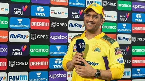 Agency News | MS Dhoni Thanks Kolkata Crowd, Says 'They Were Trying to ...