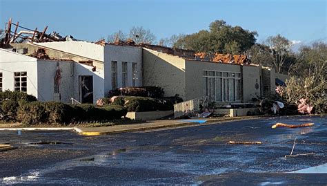 Gallery: Selma Country Club heavily damaged following Thursday tornado ...