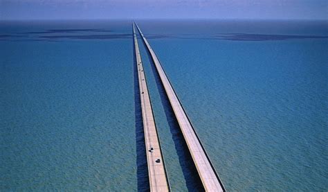 Lake Ponchartrain Causeway Bridge USA [1024x600] : wallpaper