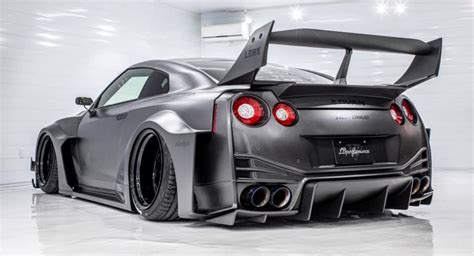 Liberty Walk’s ‘LB-ER34 Super Silhouette Skyline’ Is Here To Scare Actual Godzillas | Carscoops