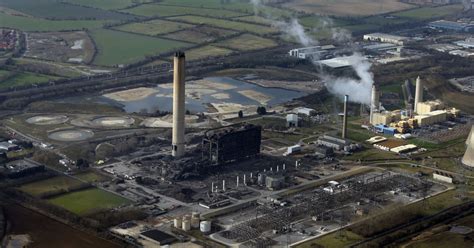 Didcot Power Station shows no signs of life after explosion in Oxfordshire | Metro News