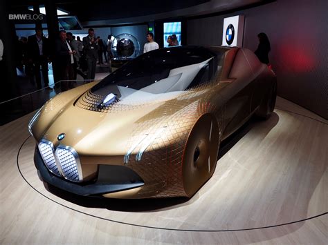 BMW Vision Next 100 displayed again in London