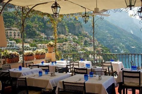 I want to have lunch here! Cafe Positano, Italy | Positano, Best of ...