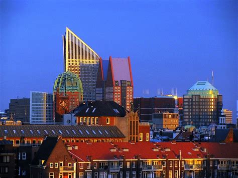 Skyline, Den Haag. | Skyline, City scene, Holland