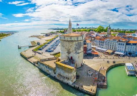 15 Best Things to Do in La Rochelle (France) - The Crazy Tourist