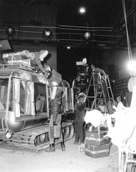 BEHIND THE SCENES PHOTO GALLERY #05 | Lost in space, Space tv series, Old shows