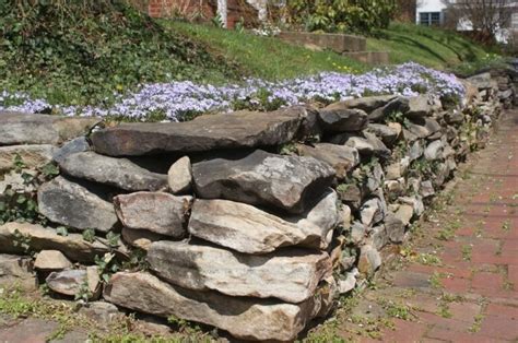 Landscaping Stone Borders Around Flower Beds - Edging Borders