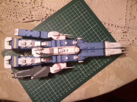 Modelo de SDF-1 de la serie Robotech Terminado y listo para colocar en exhibición. | Modelo de ...