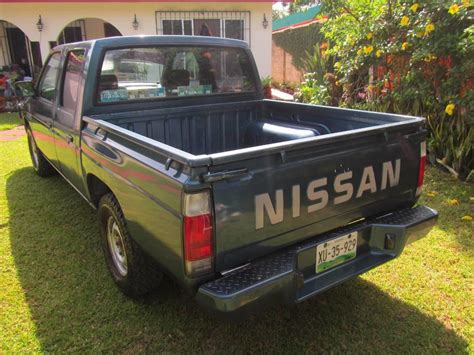 Camioneta Nissan doble cabina | Anunciosgratis.mx