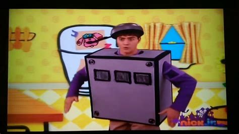 Blue's Clues Robot