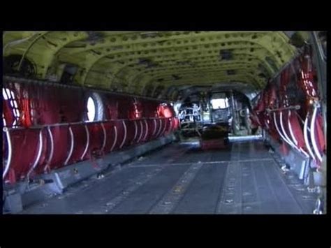 CH-47 CHINOOK A RARE PRIVILAGE TO LOOK INSIDE THIS MILITRY HELICOPTER ...