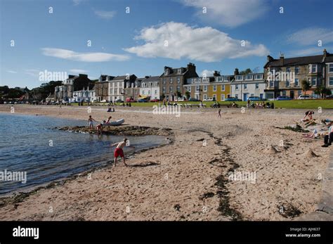 Millport Beach Isle of Cumbrae Stock Photo - Alamy