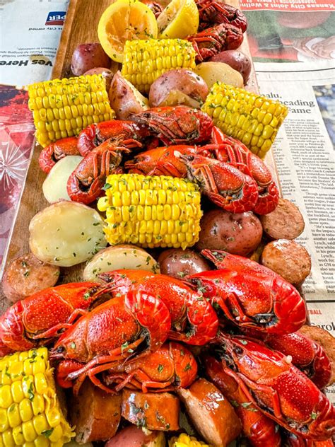 Cajun Crawfish Boil Recipe - Simple Seafood Recipes