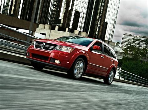 Dodge Journey and its Great Performance Features | Bergstrom Chrysler Dodge Jeep Ram of Oshkosh