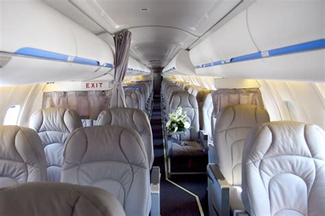 Bombardier CRJ900 First Class | FlyRadius