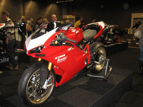 Ducati 1198 | Autopedia | Fandom powered by Wikia