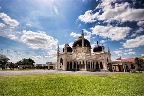 Mohd Fakhrul Islam: TRAVEL AND PHOTOGRAPHY | HERITAGE AND HISTORIC OF AL- BUKHARI MOSQUE