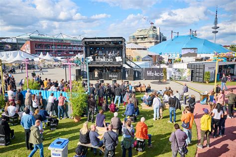 Wo sich die Musikszene trifft: Reeperbahn Festival 2023 – Geheimtipp ...