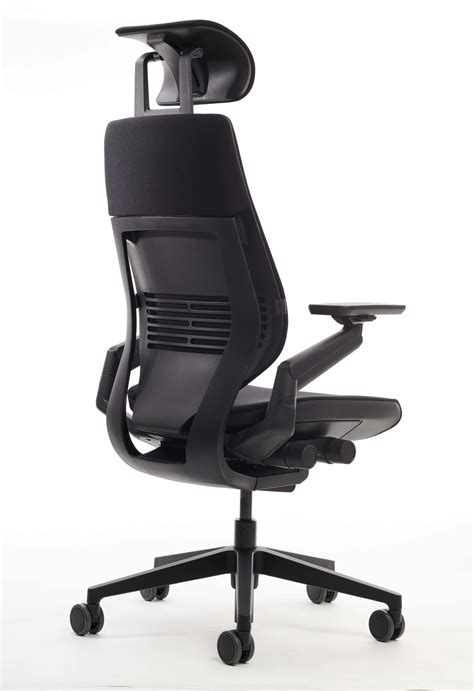 Steelcase Gesture Black-Colour with Headrest and 4D-Arms