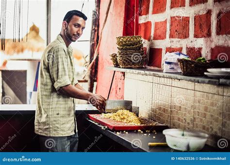 Indian Street Cook Preparing Food. Street Food Editorial Photo - Image of editorial, dish: 140632536