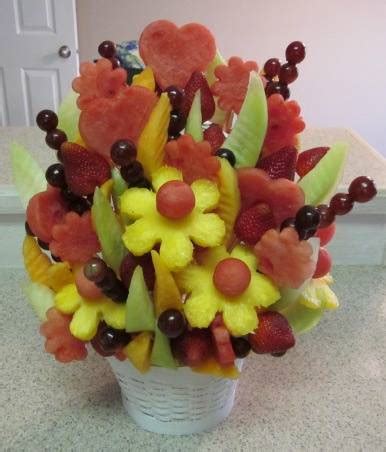 Free Baby Projects: Fruit Basket Centerpiece