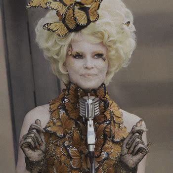 Capitol Couture: 4 looks nuevos de "La evolución de Effie Trinket" | Real or not real News