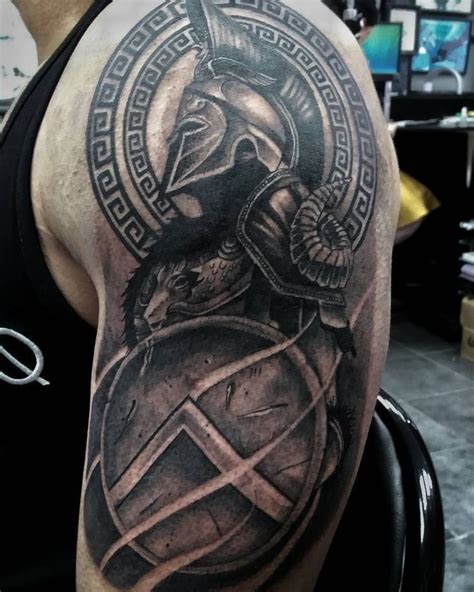 Pin de Miggie_89 en Cool Tattoos | Tatuaje de gladiador, Tatuaje espartano, Tatuajes vikingos