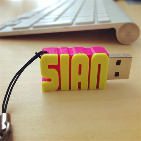 Personalized USB Flash Drive With Custom Text - Etsy