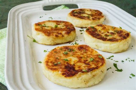 Irish Potato Cakes | Irish potato cakes recipe, Irish potatoes, Potato cakes