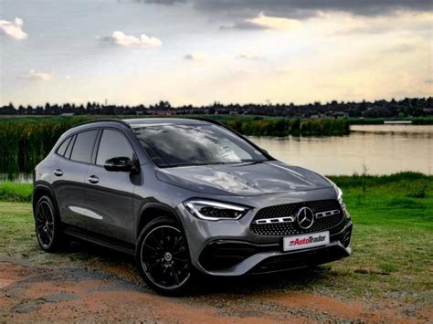 Mercedes-Benz GLA 200 review (2020): More SUV, less hatchback - Expert ...