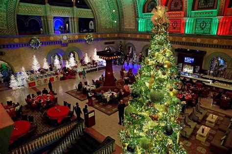 Union Station Christmas 2024 St Louis Mi - Peg Leanna