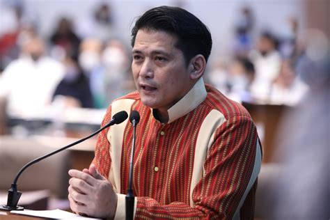 Padilla shrugs off colleagues' objection to Charter change – Filipino News