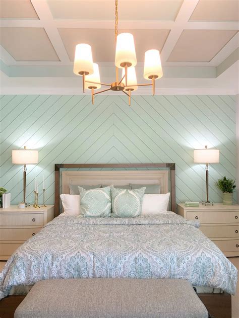 Seafoam Green Airy Bedroom Design Beach Houses | Airy bedroom, Green bedroom design, Seafoam ...