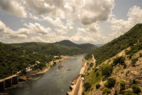 The Kariba Dam is the largest in the world. It could collapse