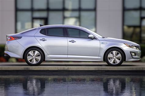 2015 Kia Optima Hybrid VINs, Configurations, MSRP & Specs - AutoDetective